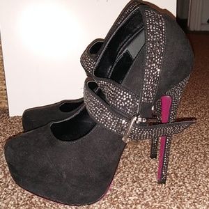 6in Black heels with rhinestone accents